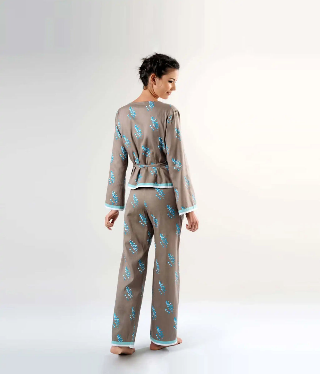 Coba Set Wrap top and trousers back view